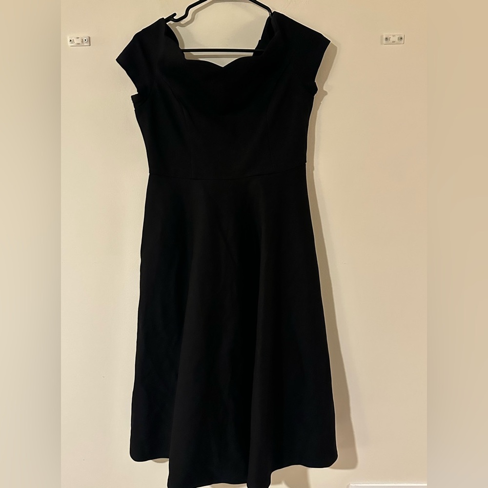 ModCloth Women’s Black Off The Shoulder  A Line Dress Size L